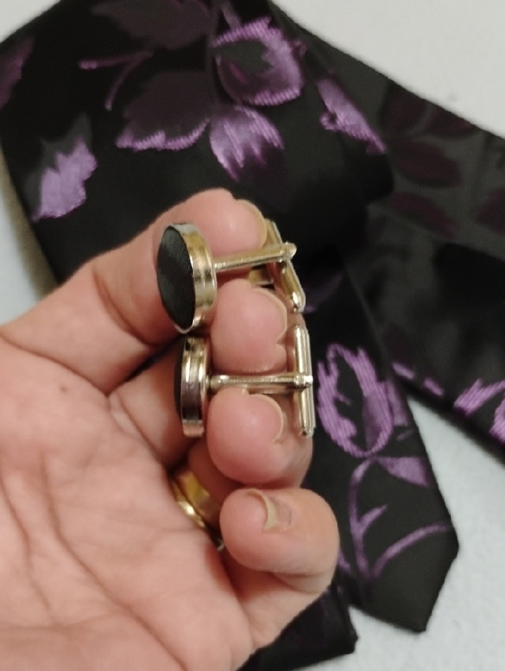 BARRY WANG TIE WITH MATCHING CUFFLINKS - Picture 5 of 8